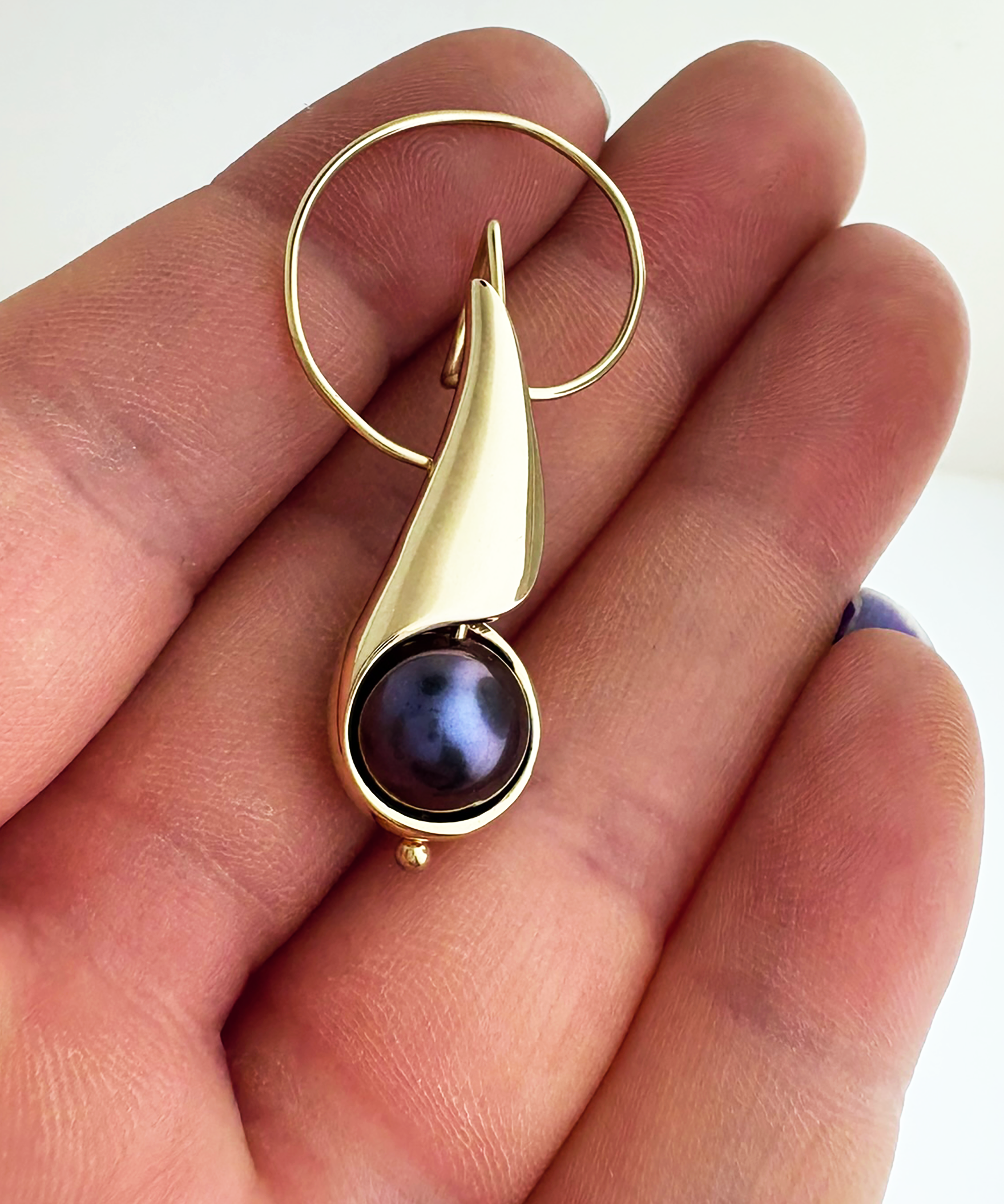 Sailboat Peapod Necklace - Image 2