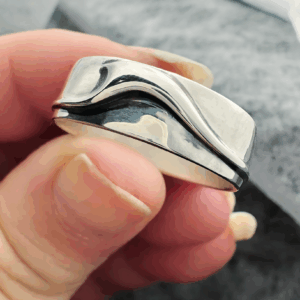 Cresting Wave Ring