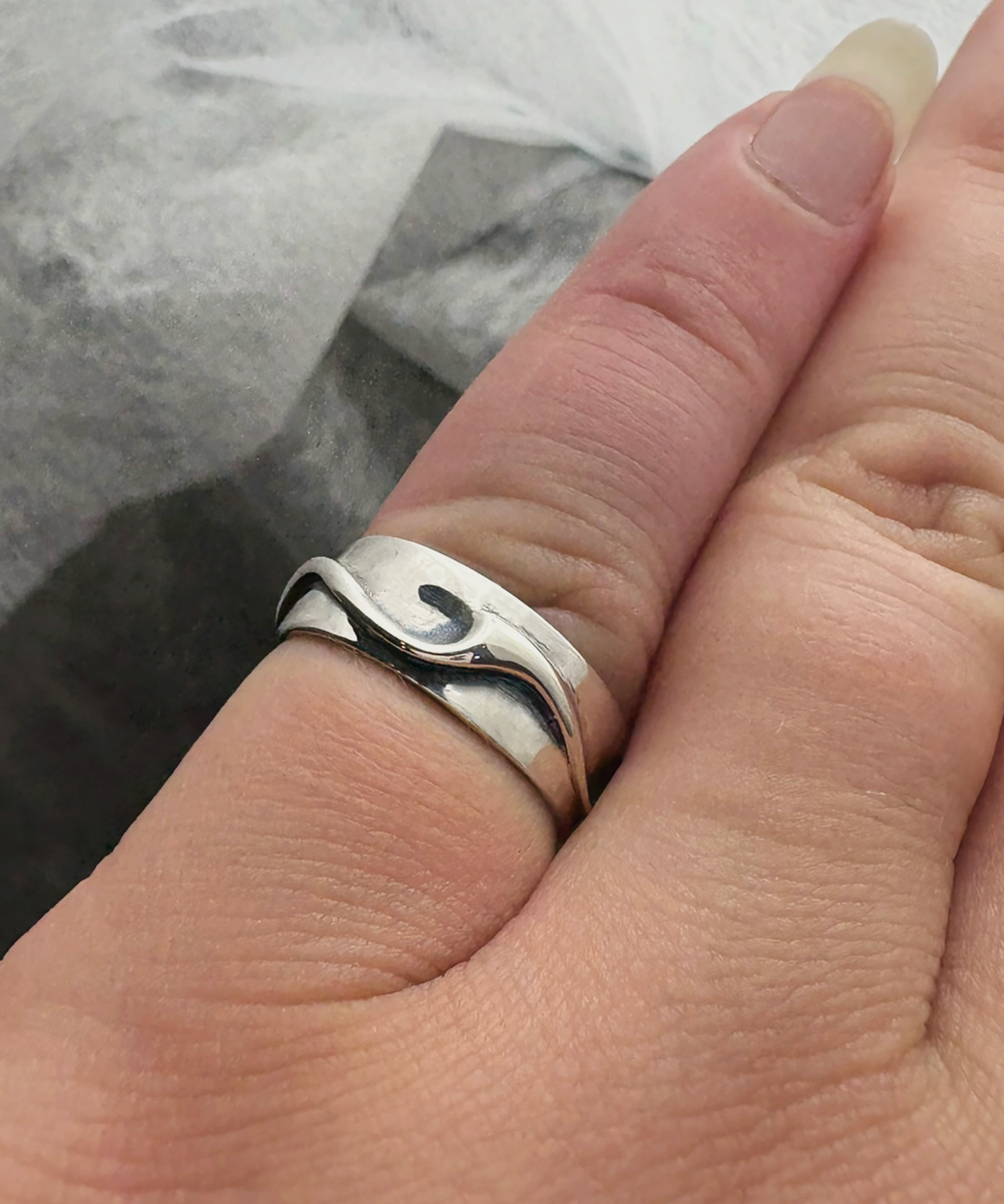 Long Waves Ring - Image 3