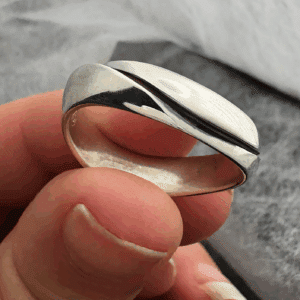 Rolling Wave Ring